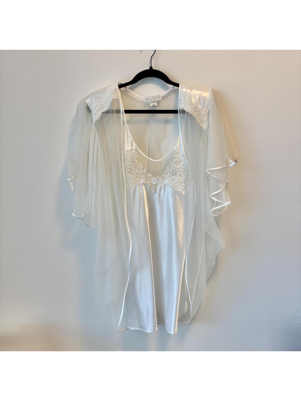 Vintage Val Mode White Peignoir Set Medium Satin Lace Nightgown Bridal Lingerie